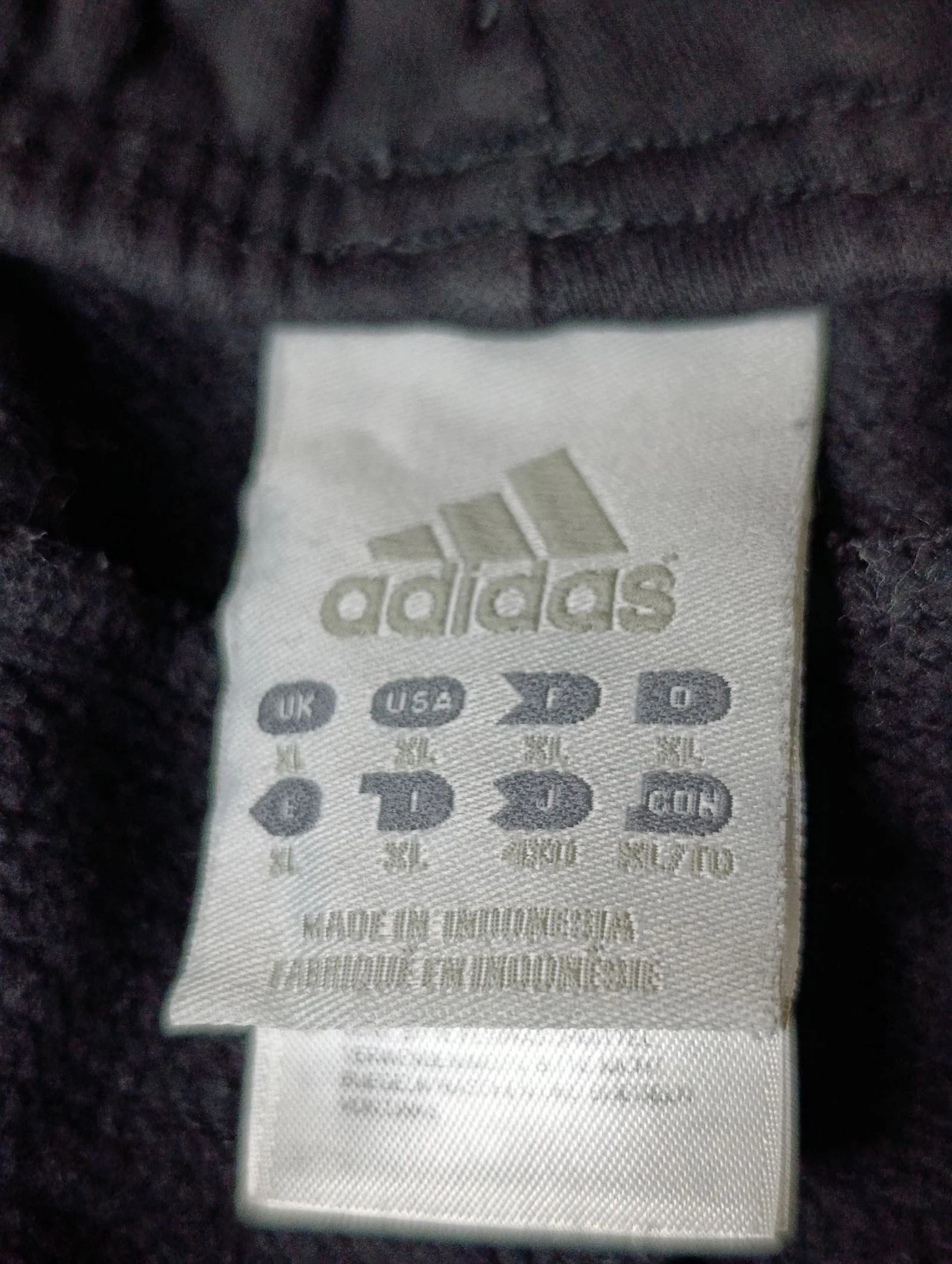 Adidas Pantalones de chándal negros con logotipo de 3 rayas talla XL – photo 9